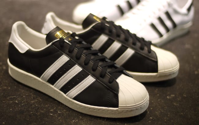 adidas superstar black 80s